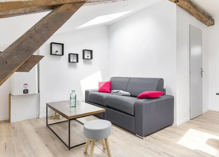 Gambetta 403 Cahorscitystay